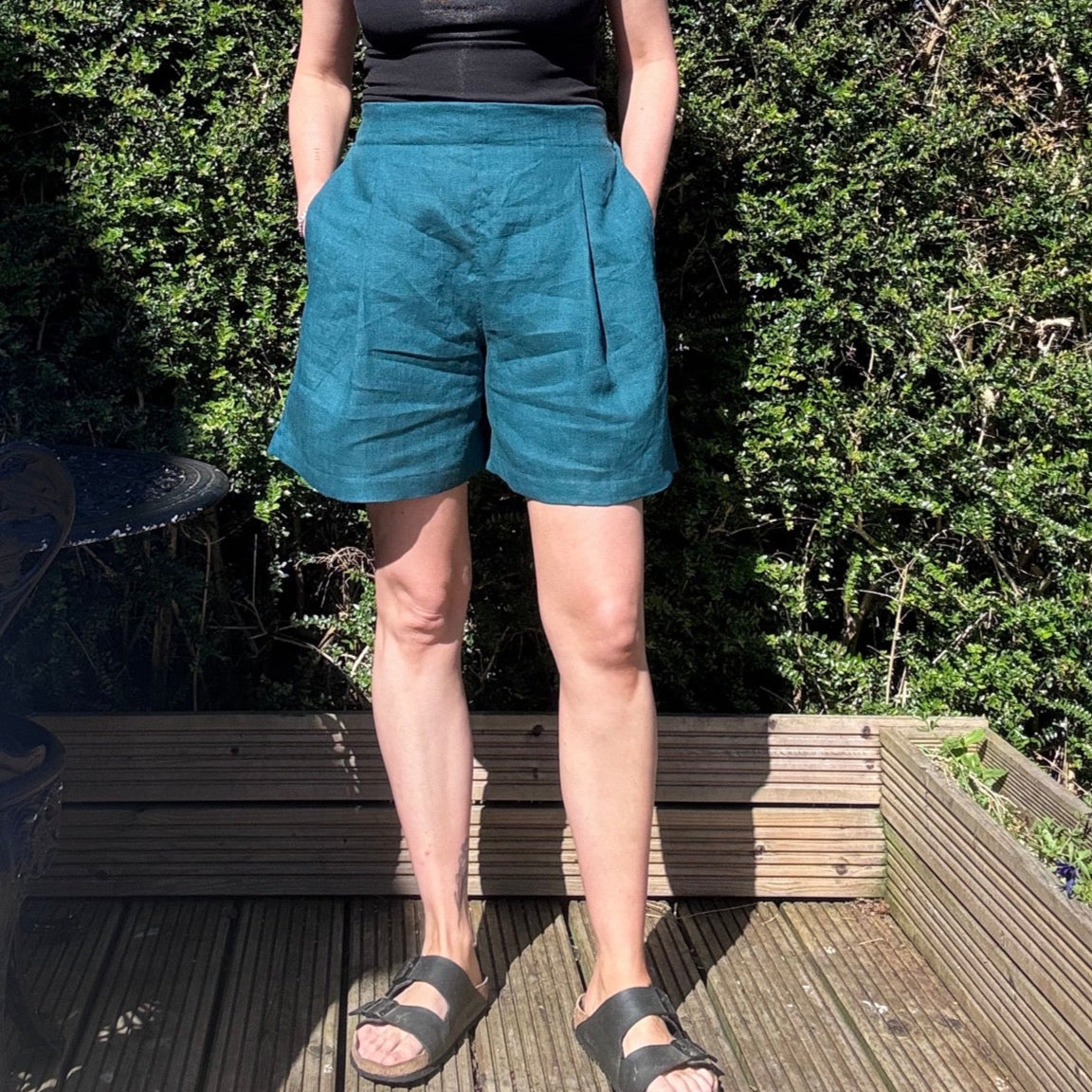 'Morley shorts' Pleated front - Teal