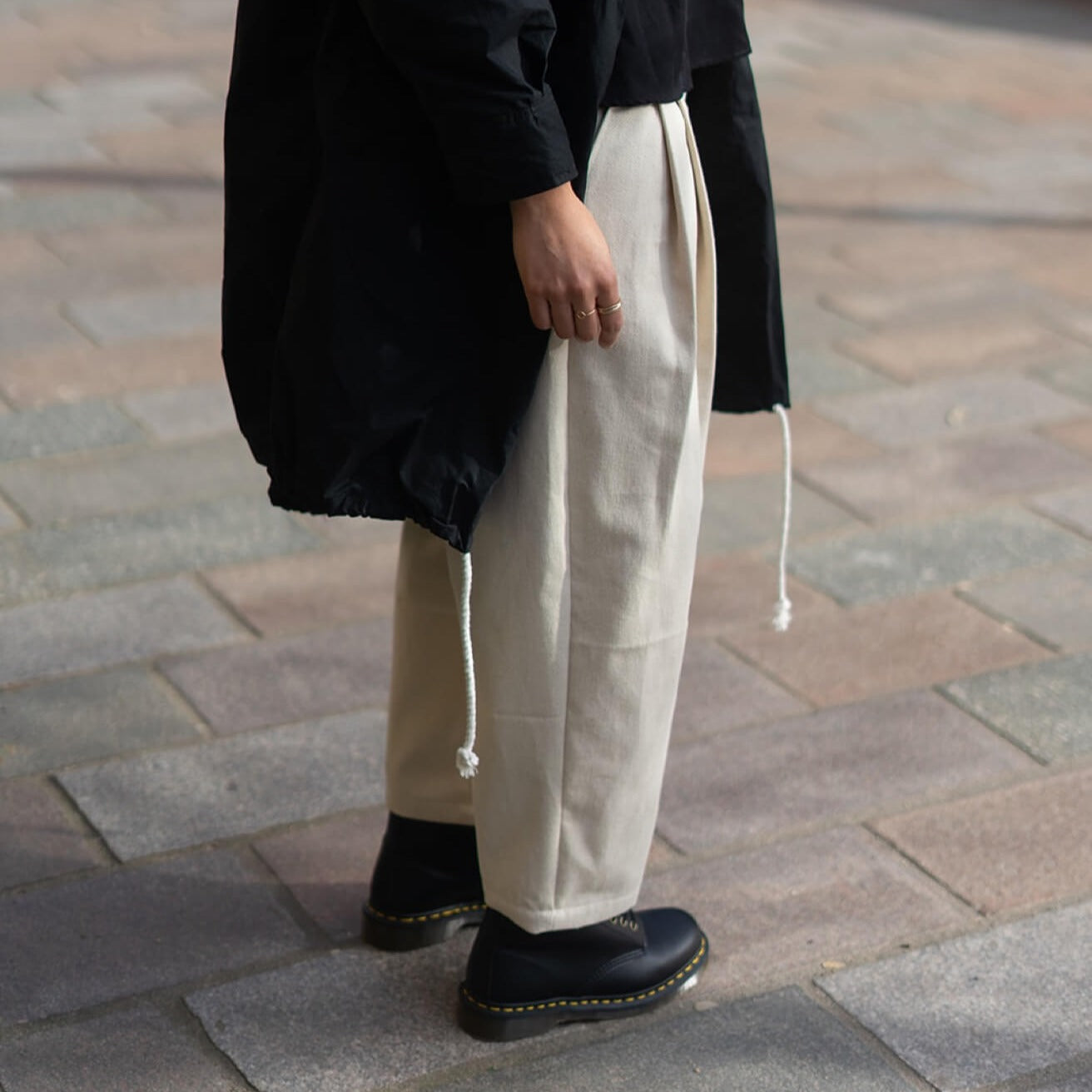 couper pleated denim trousers