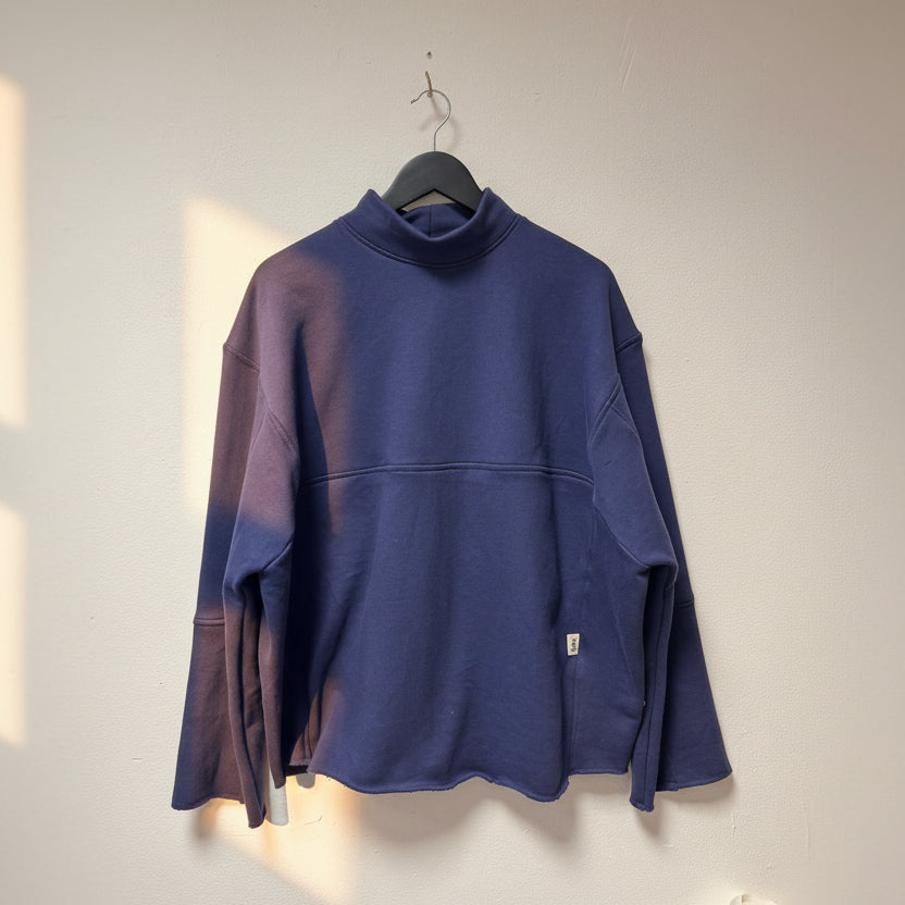 Oversized Panelled Sweatshirt Size XS-SMALL Navy