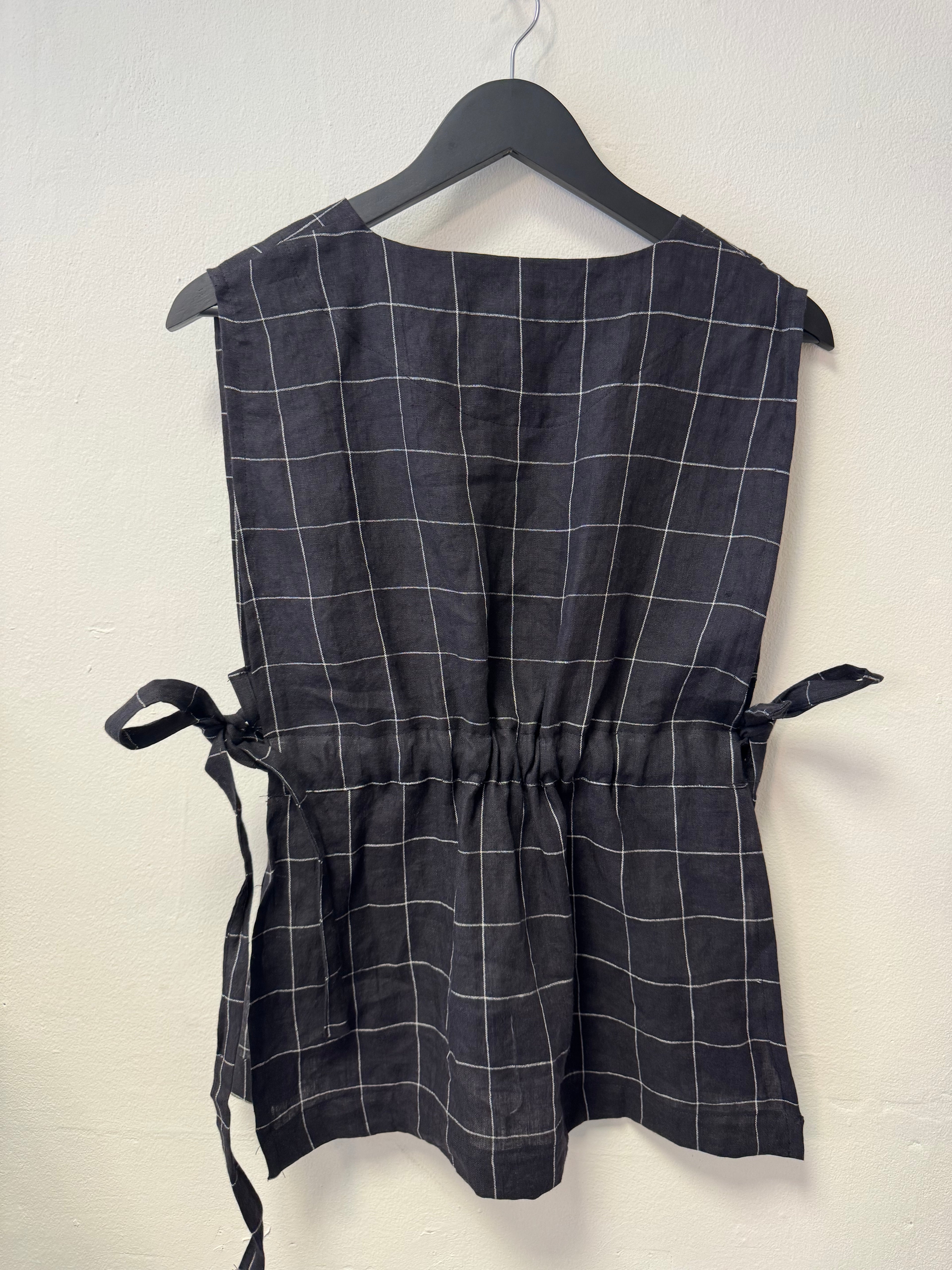 Checked Layering Linen Vest with Side ties - S