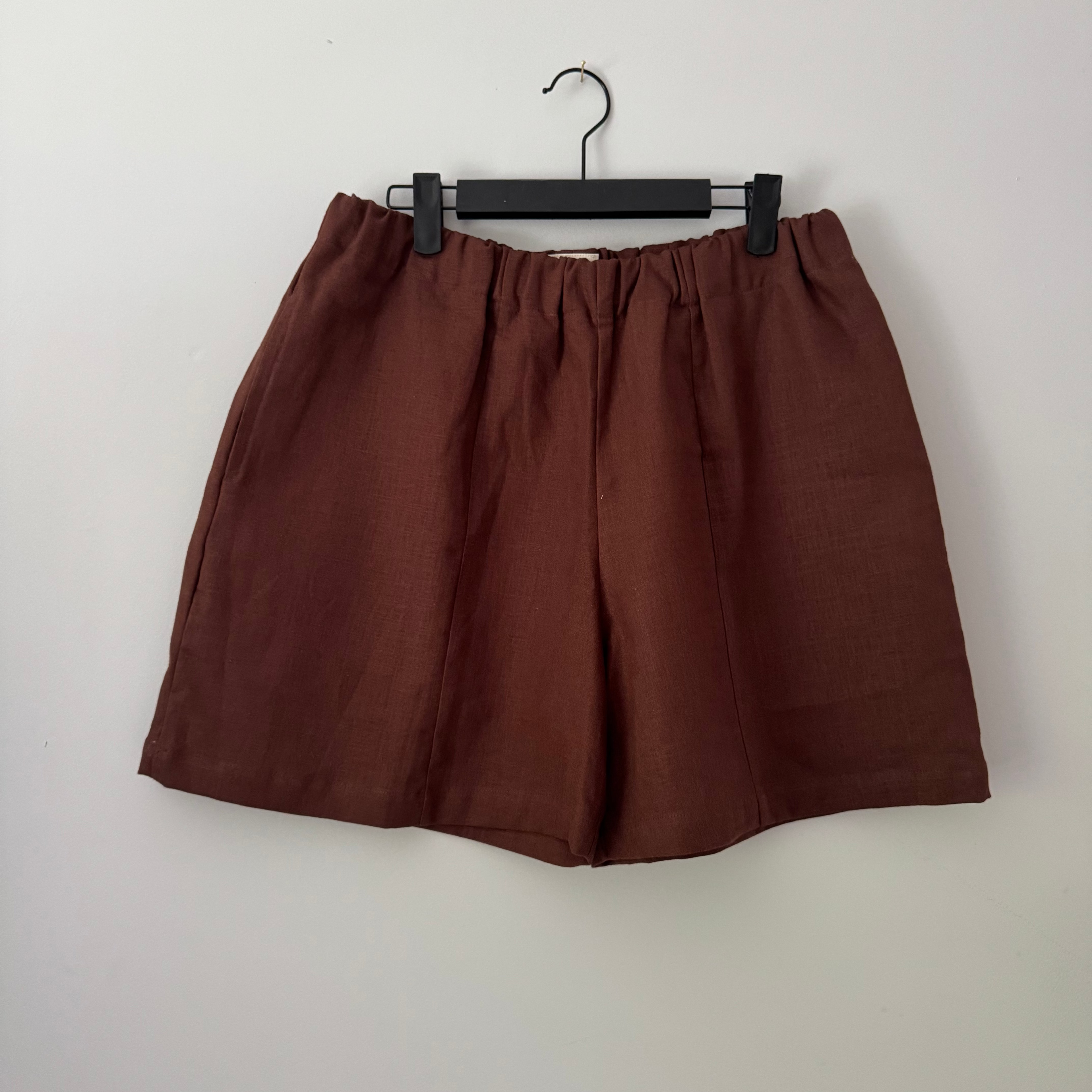 Brown linen shorts - size M