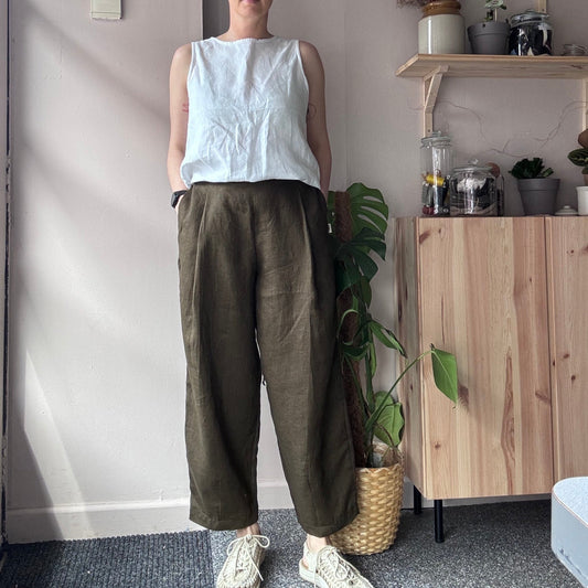 'Morley' tapered linen trousers