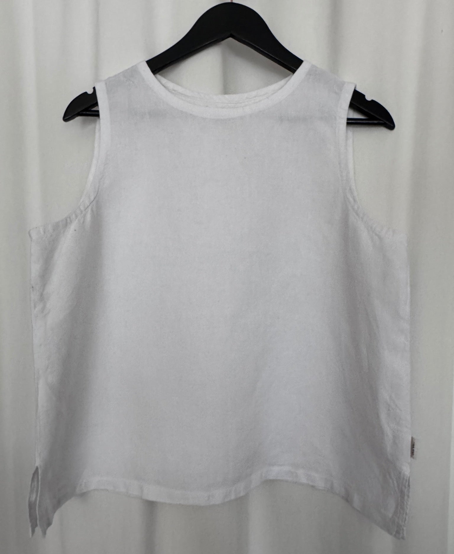 'Alison' Sleeveless Linen Top | size large | pre-loved