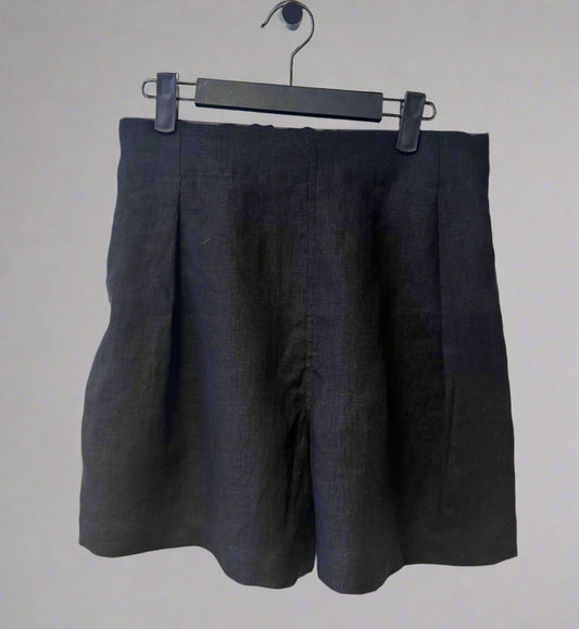 'Morley shorts' Pleated front - Development Style - Small