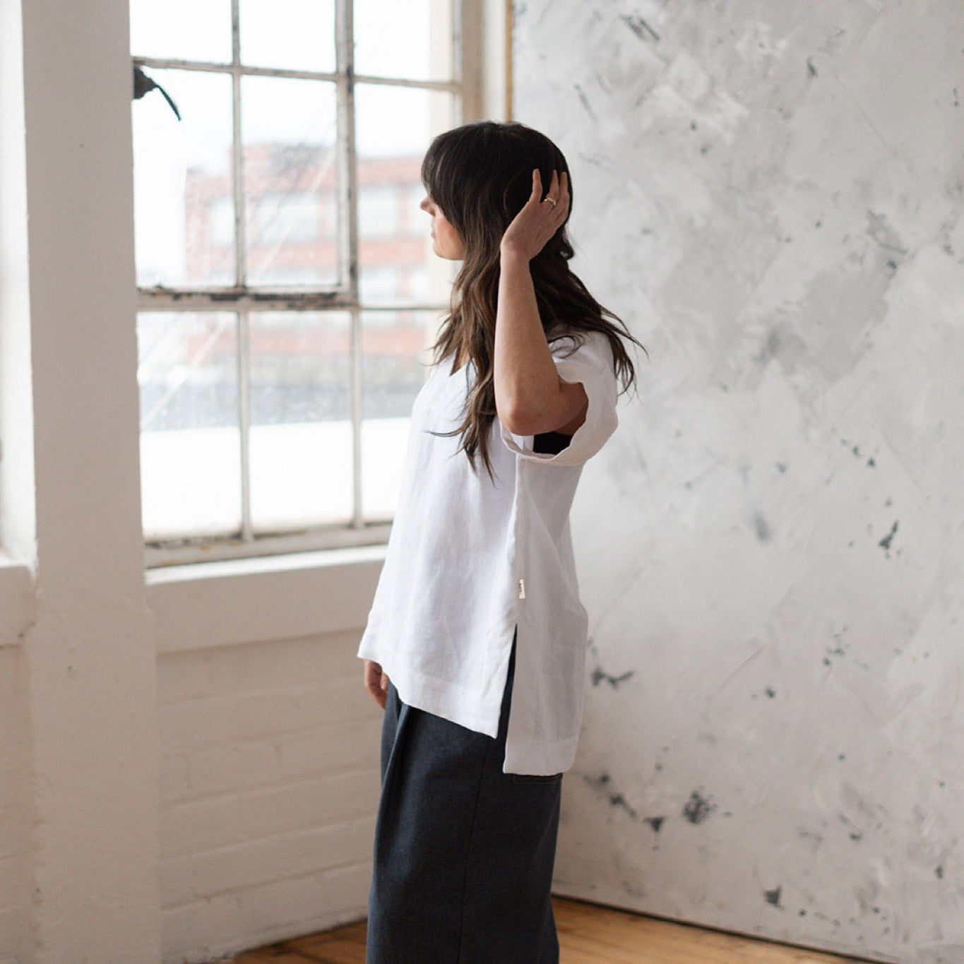'Abbey' - V-neck linen top