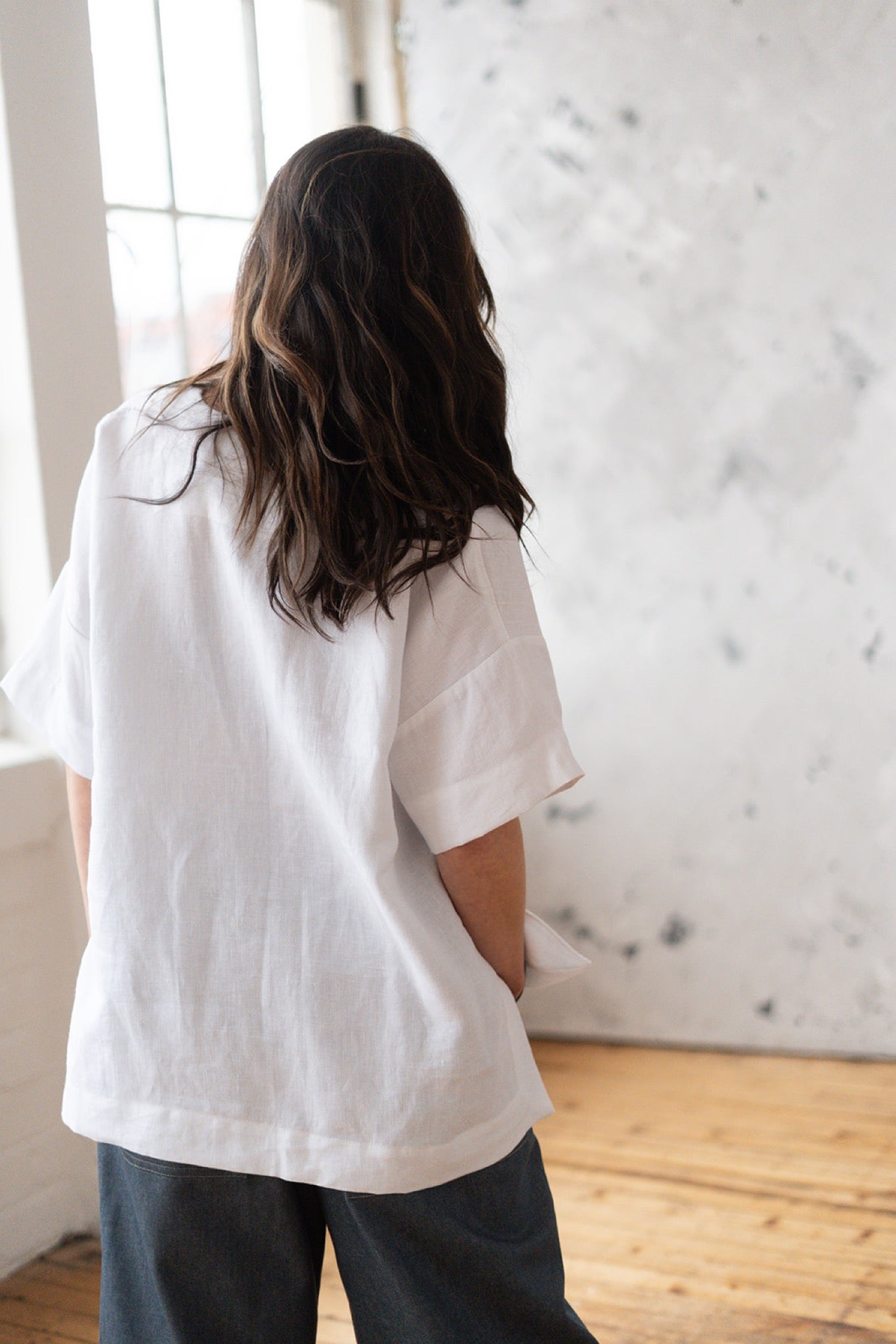 'Abbey' - V-neck linen top