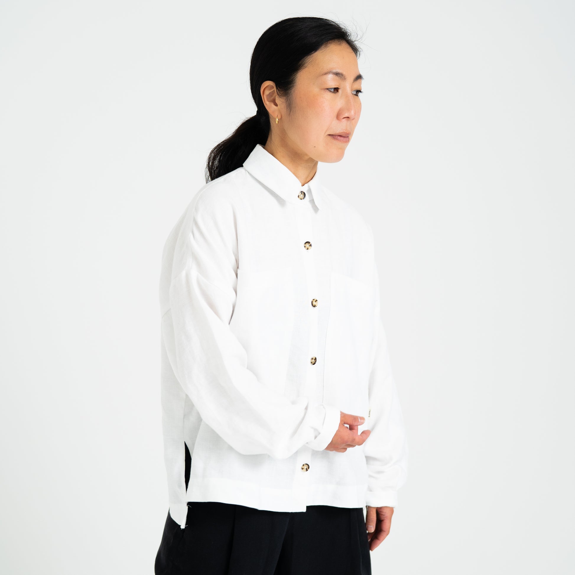 law-linen-shirt-front