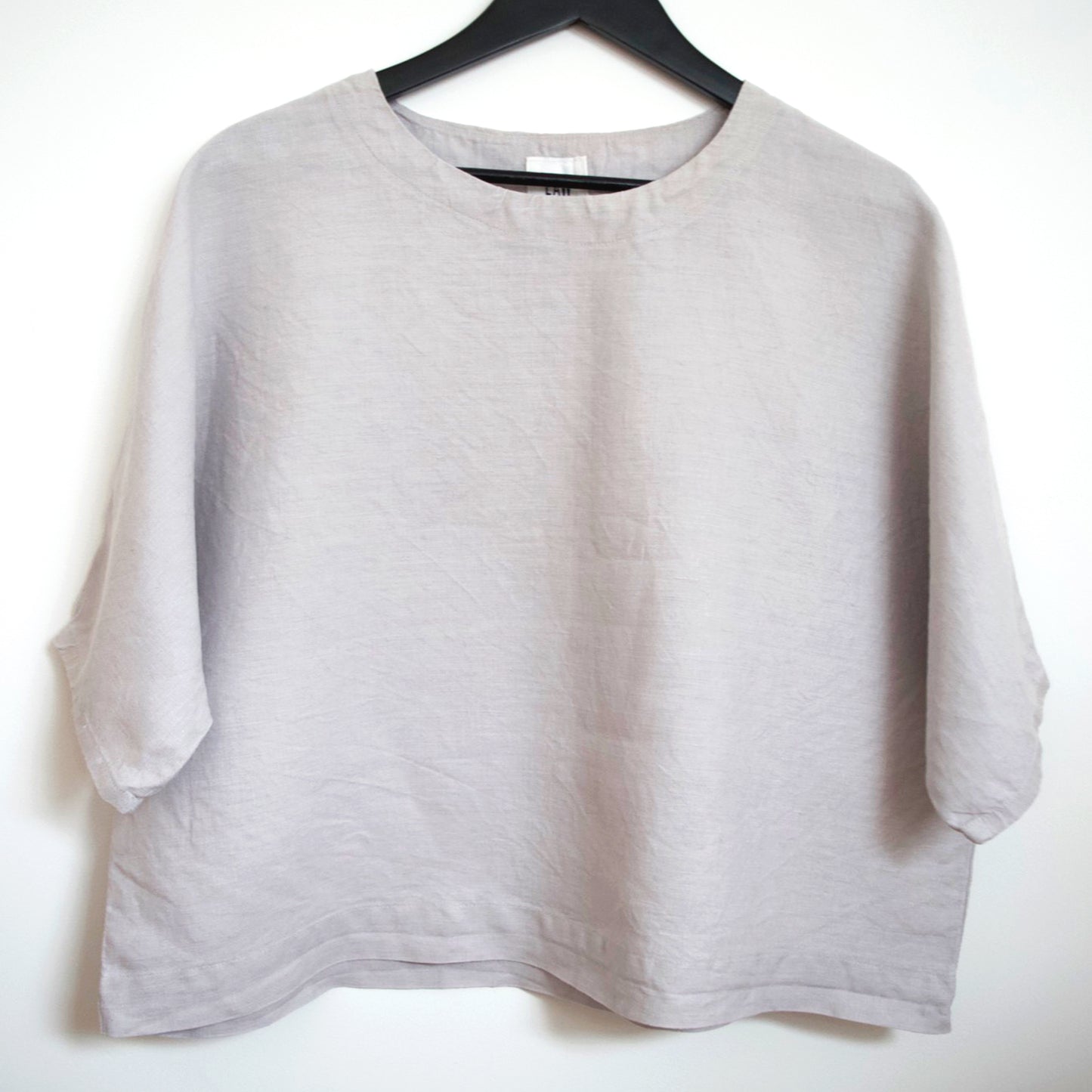 'Olivia' Oversized linen top size M | Pre-loved