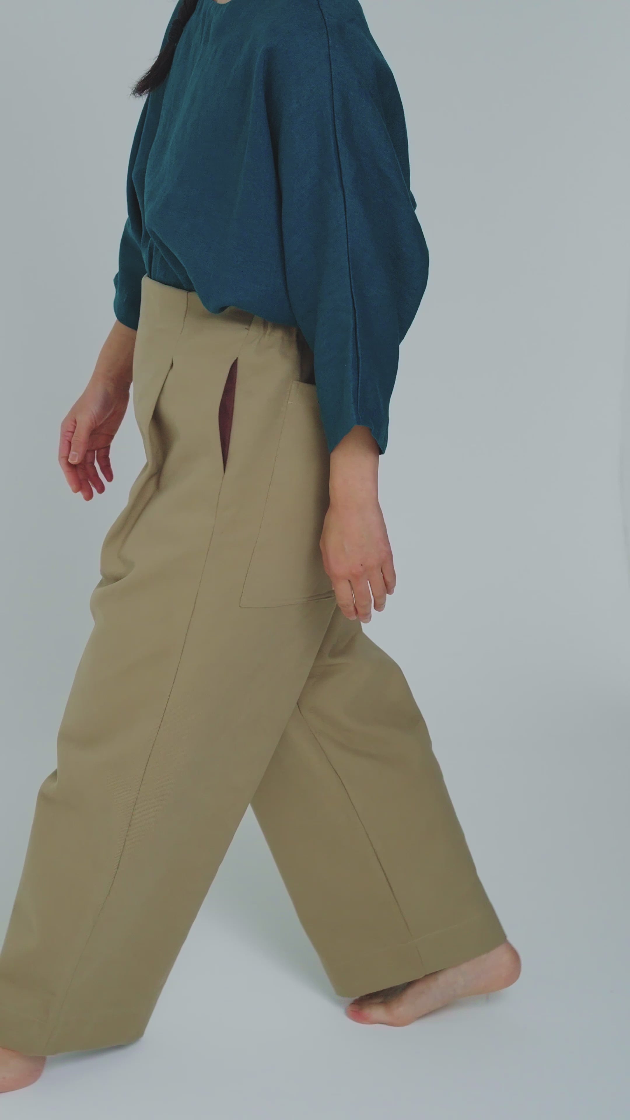 'Morley' Wide leg pleated Trousers - pre-loved size L