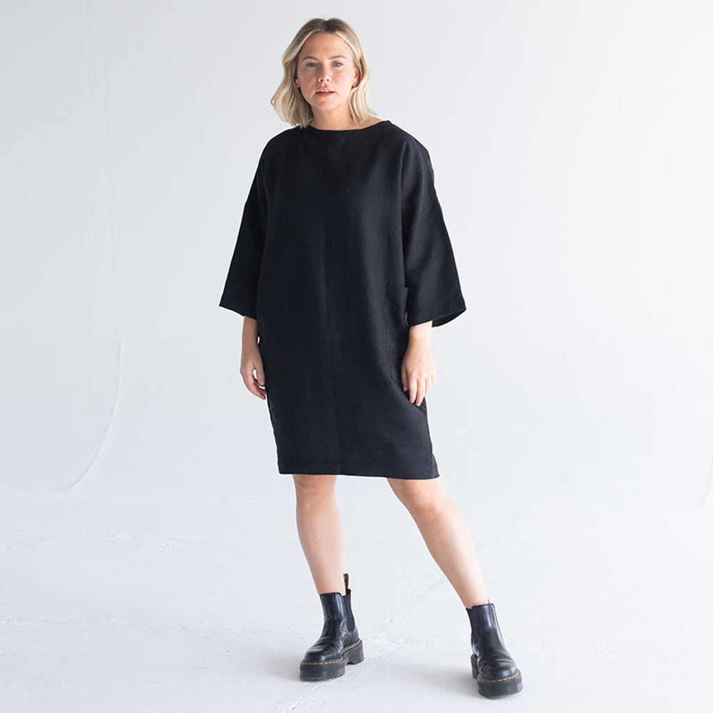 BLACK LINEN DRESS